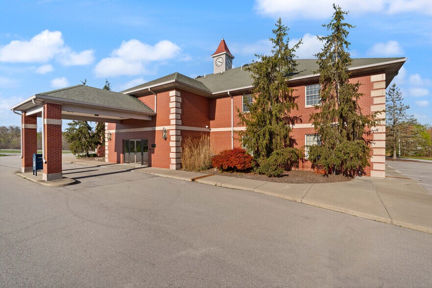 4801 Paoli Pike, Floyds Knobs, IN à vendre - Photo de l’immeuble – Image 2 sur 42