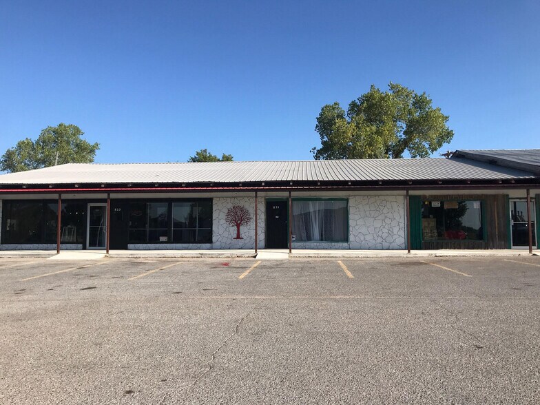 809 W Outlaw Ave, Marlow, OK à vendre - Photo de l’immeuble – Image 3 sur 9
