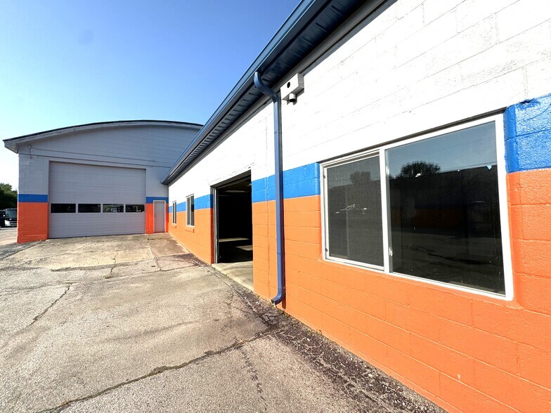 3711 Nat'l rd, Richmond, IN à louer - Photo de l’immeuble – Image 2 sur 13