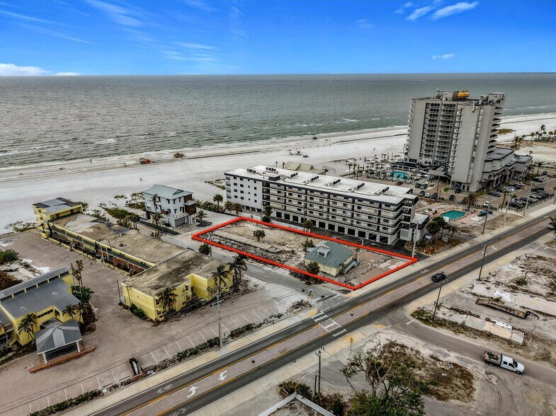 2100 Estero Blvd, Fort Myers Beach, FL à vendre - Photo de l’immeuble – Image 2 sur 7