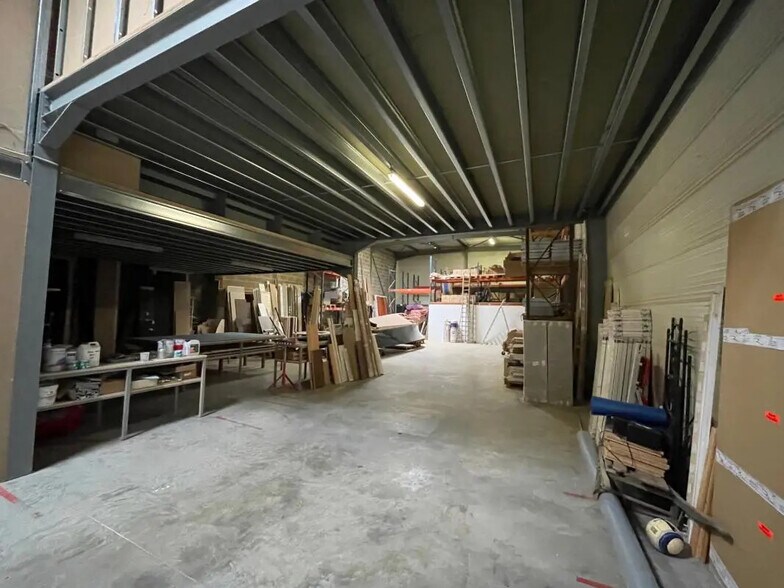 Local d'activités dans Langon à vendre - Photo de l’immeuble – Image 3 sur 7