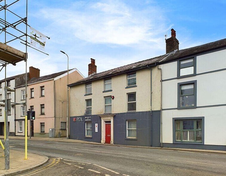 26 Spilman St, Carmarthen à vendre - Photo de l’immeuble – Image 2 sur 18