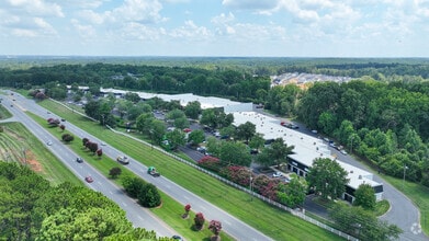 5009-5015 W WT Harris Blvd, Charlotte, NC - VUE AÉRIENNE  vue de carte - Image1