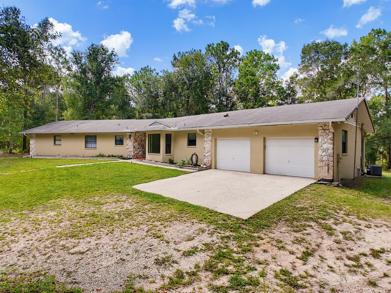 26311 Willow St, Brooksville, FL à vendre - Photo principale – Image 1 sur 107