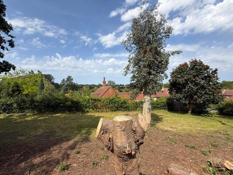 33 Church St, Bawburgh à vendre - Photo de l’immeuble – Image 2 sur 6
