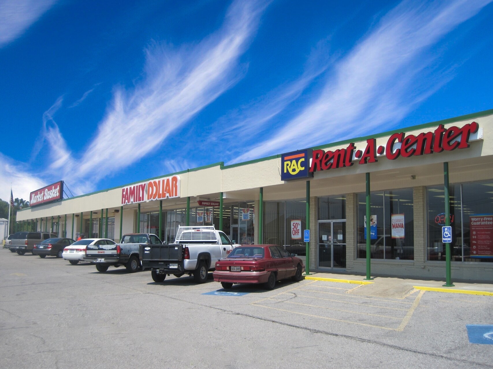 931-951 3rd Ave, Lake Charles, LA à louer Photo principale– Image 1 sur 7