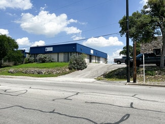 Plus de détails pour 11902 Warfield St, San Antonio, TX - Industriel/Logistique à louer