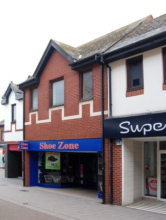Plus de détails pour 32-34 Chapel St, Exmouth - Local commercial à louer