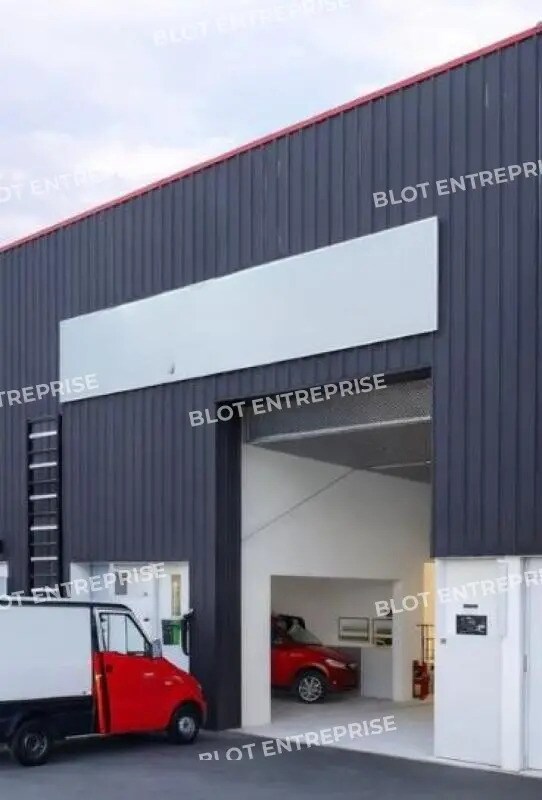 Plus de détails pour Local d'activités à louer