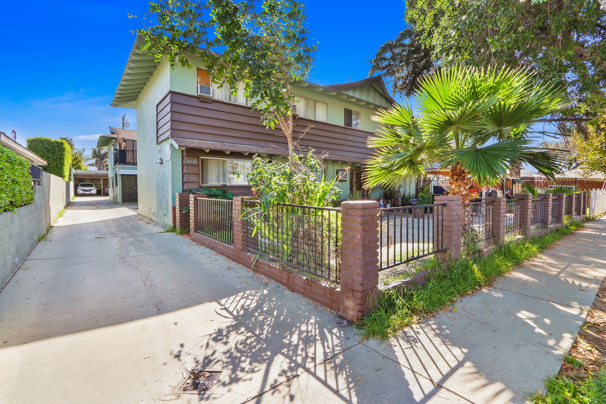 6048 King Ave, Maywood, CA à vendre Photo principale– Image 1 sur 9