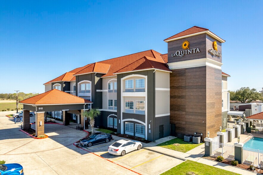 910 State Highway 35 N, Port Lavaca, TX à vendre - Photo principale – Image 2 sur 25
