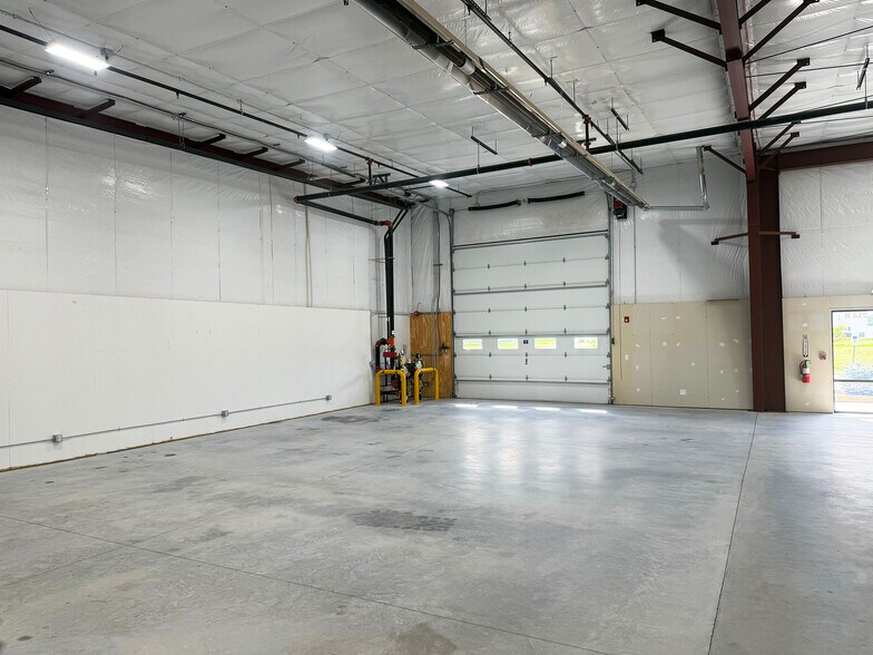 214 W South St, Elburn, IL à louer - Photo de l’immeuble – Image 3 sur 11