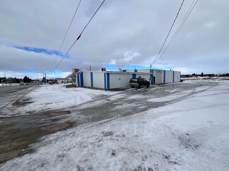 355 E 2nd S, Soda Springs, ID à vendre - Photo de l’immeuble – Image 2 sur 5