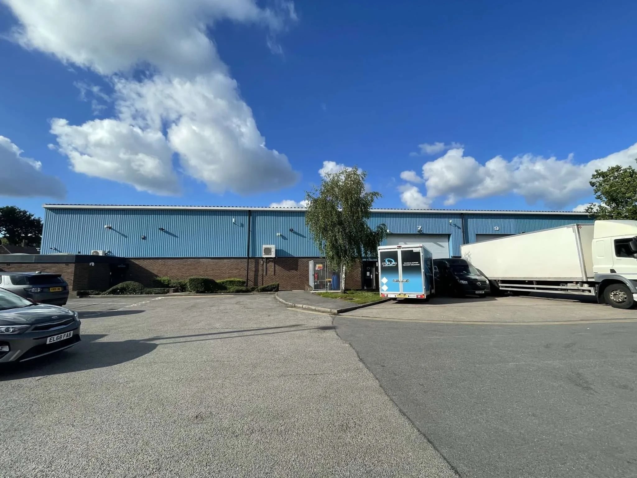 Shadowmoss Rd, Manchester à louer Photo de l’immeuble– Image 1 sur 5