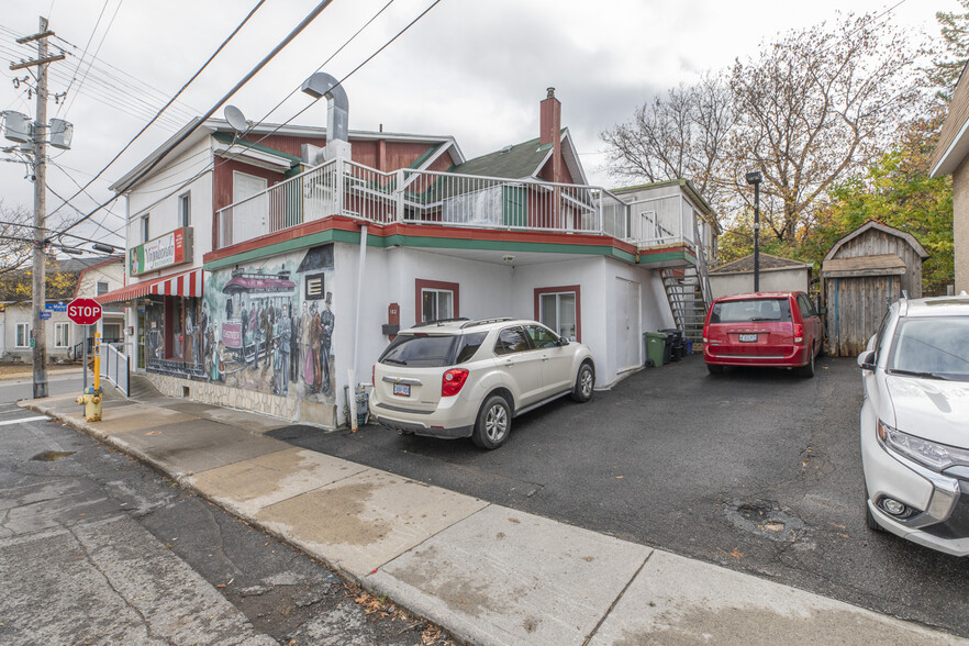14 Marier Av, Ottawa, ON à vendre - Photo de l’immeuble – Image 3 sur 22