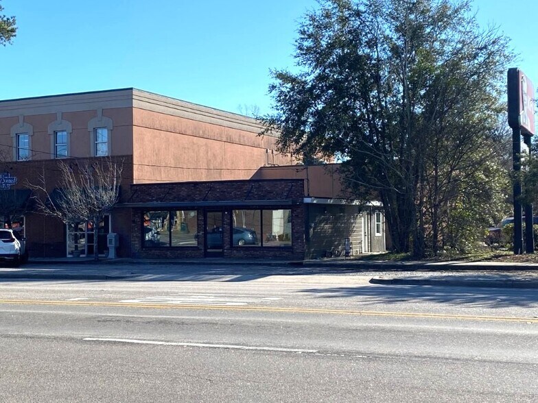 139 N Main St, Summerville, SC à louer - Photo de l’immeuble – Image 2 sur 9