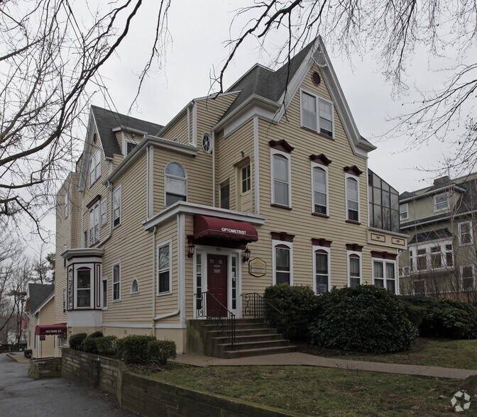 103 Park St, Montclair, NJ à louer - Photo principale – Image 1 sur 2