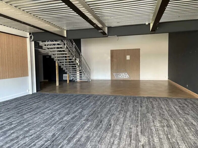 Bureau dans Sequedin à louer - Photo de l’immeuble – Image 3 sur 4