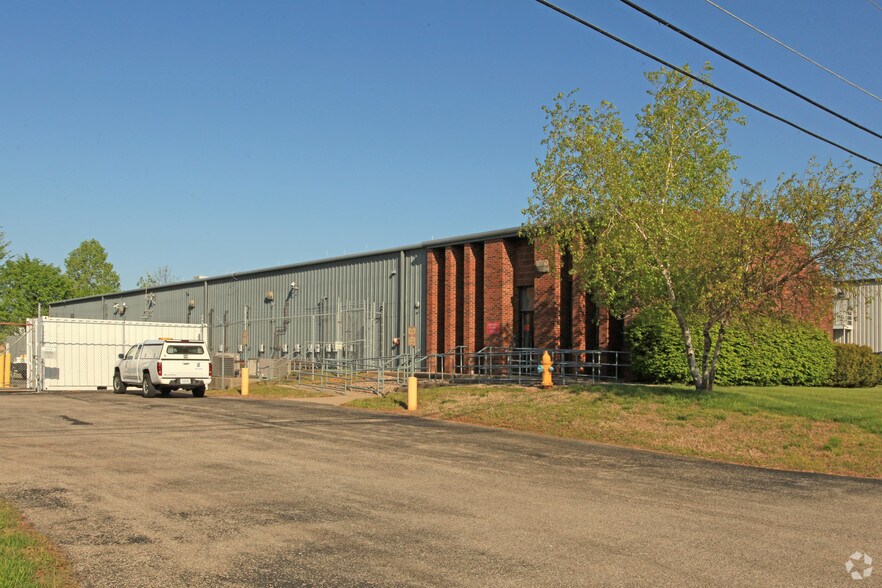 2800 Diode Ln, Louisville, KY à vendre - Photo de l’immeuble – Image 3 sur 47