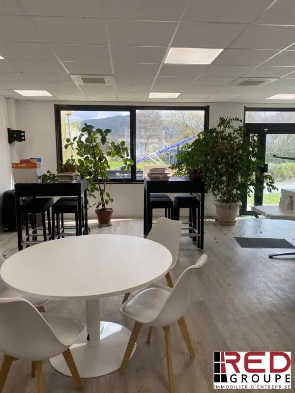 Bureau dans Gémenos à louer Photo de l’immeuble– Image 1 sur 7