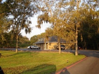 1980-2004 FM 2004, Richwood, TX à vendre - Photo de l’immeuble – Image 2 sur 5