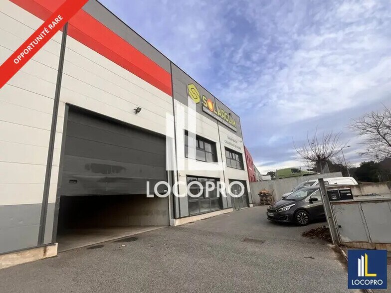 Industriel/Logistique dans Fréjus à louer - Photo de l’immeuble – Image 3 sur 5