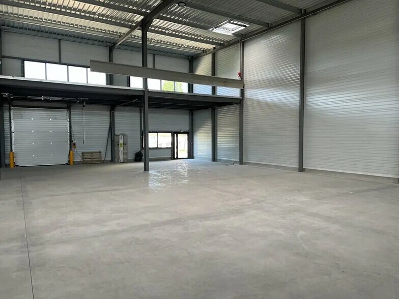 17 Rue Henri Becquerel, Aulnay-sous-Bois à louer - Photo de l’immeuble – Image 3 sur 8