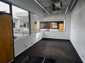 15230 N 75th St, Scottsdale, AZ à louer Photo intérieure– Image 1 sur 7