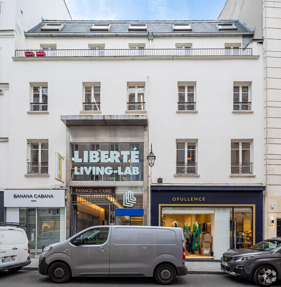 16 Rue Du Caire, Paris à louer - Photo de l’immeuble – Image 2 sur 4