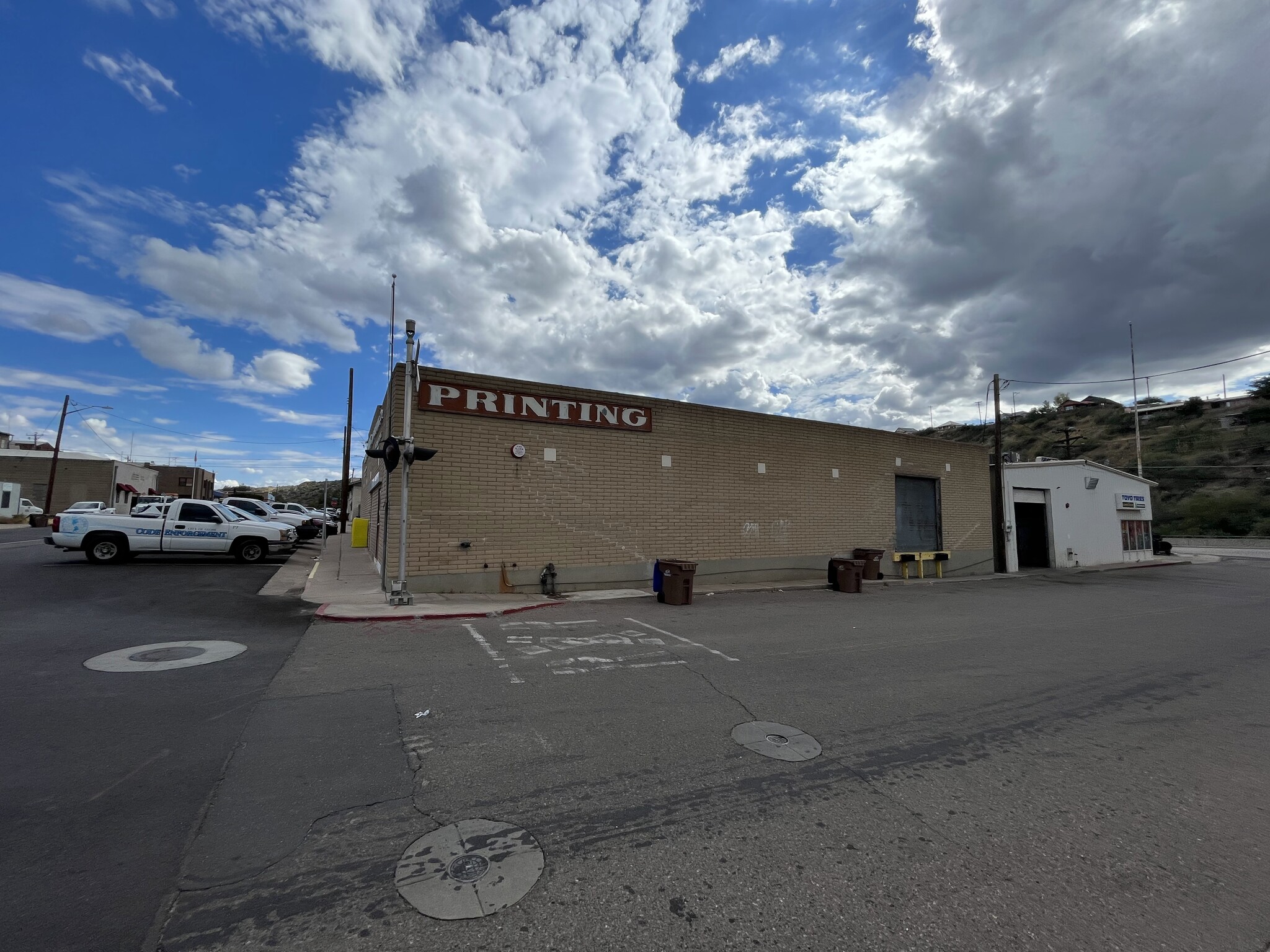 298 N Pine St, Globe, AZ à louer Photo de l’immeuble– Image 1 sur 27