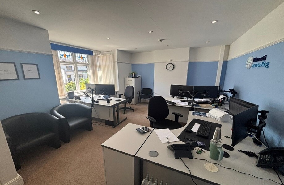 89 High St, Caterham à louer Photo intérieure– Image 1 sur 6