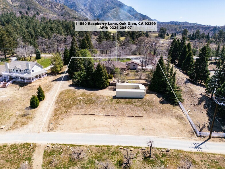 11550 Raspberry Ln, Oak Glen, CA à vendre - Photo de l’immeuble – Image 3 sur 28