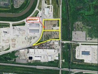 Plus de détails pour 702 9th Ave, West Fargo, ND - Terrain à louer