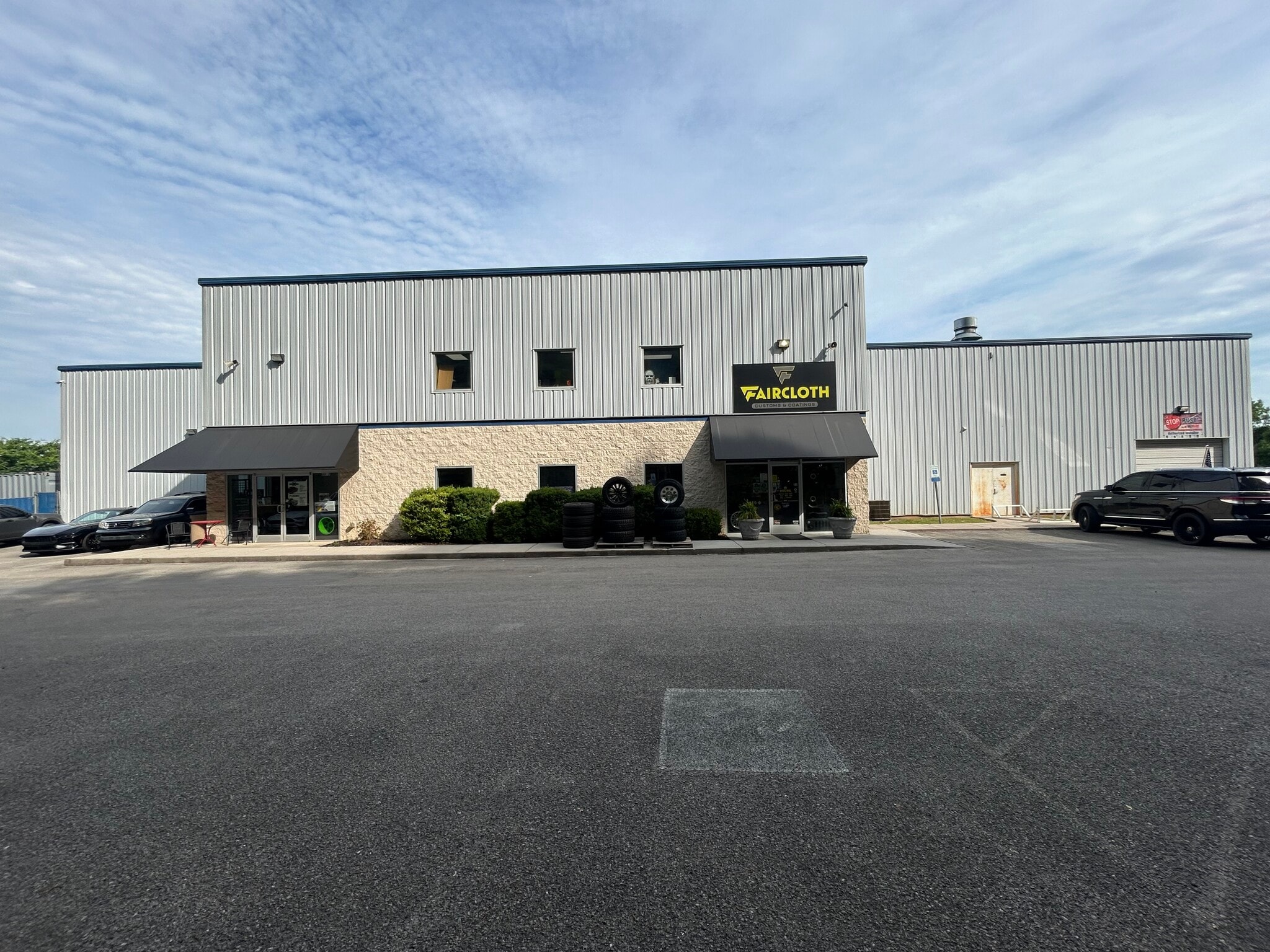 8812 Kingston Pike, Knoxville, TN à louer Photo intérieure– Image 1 sur 18
