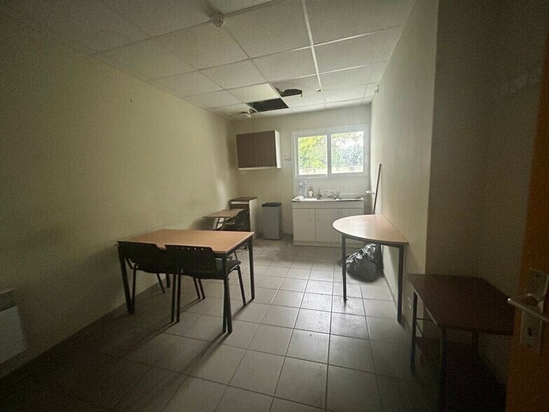 Local d'activités dans Baudrières à vendre - Photo intérieure – Image 2 sur 4