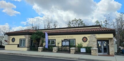 601 W County Line Rd, Calimesa, CA à louer Photo intérieure– Image 1 sur 3