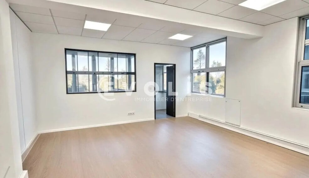 Bureau dans Villiers-sur-Marne à vendre - Photo intérieure – Image 1 sur 10