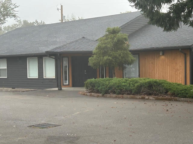 18445 E Burnside St, Portland, OR à vendre - Photo de l’immeuble – Image 2 sur 31