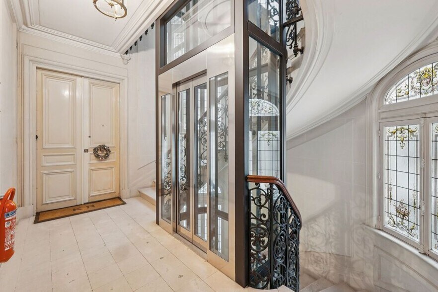 6 Rue De Madrid, Paris à louer - Photo intérieure – Image 2 sur 16