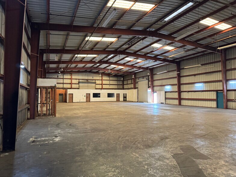 819 Anita St, Chula Vista, CA à louer - Photo de l’immeuble – Image 3 sur 14