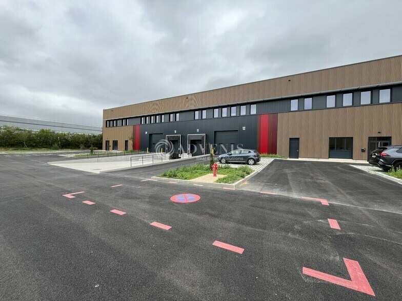 Industriel/Logistique dans Mitry-Mory à louer - Photo de l’immeuble – Image 2 sur 12