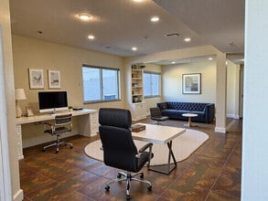 1155 NE Cleveland St, Clearwater, FL à louer Photo intérieure– Image 2 sur 5