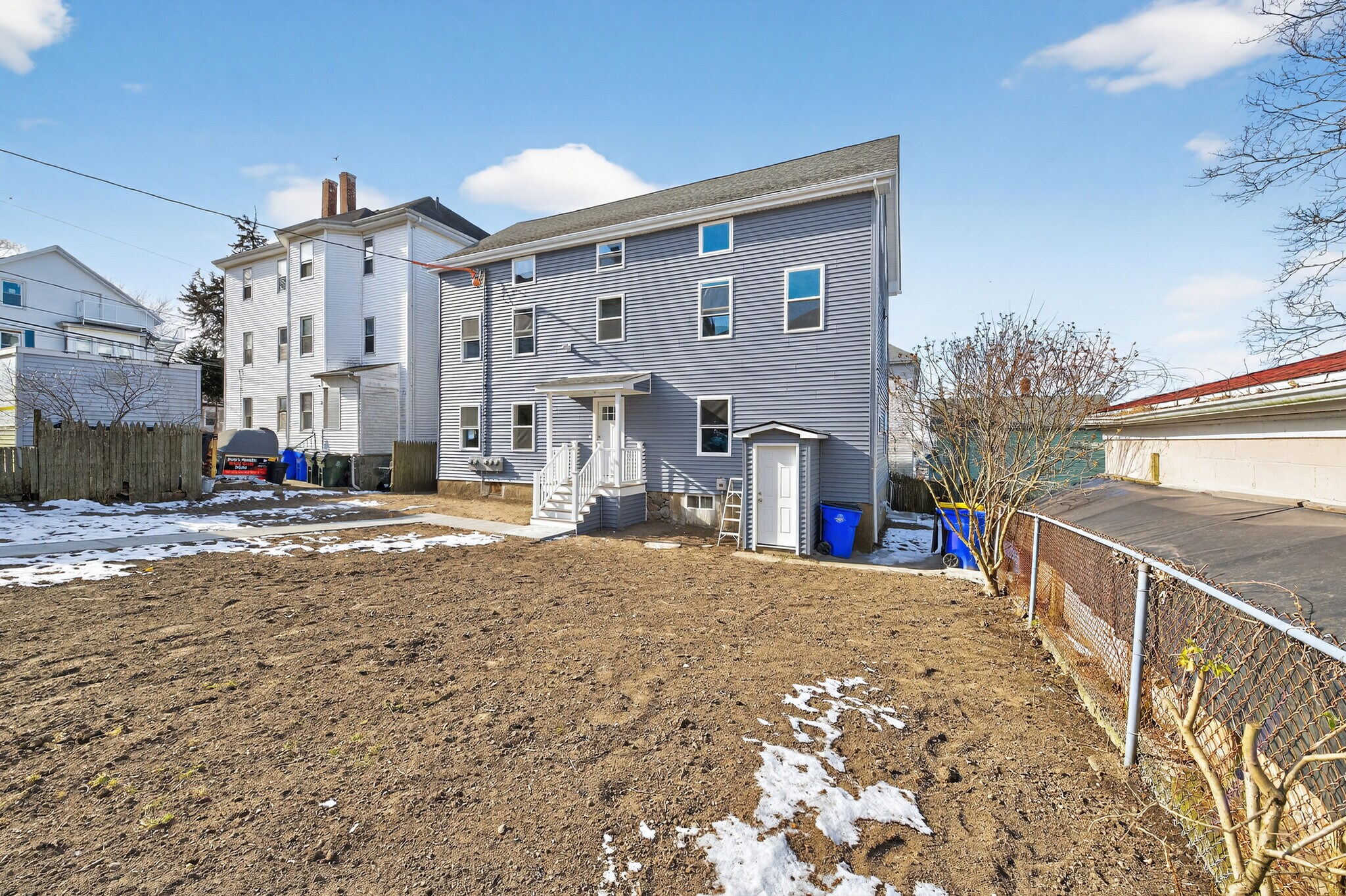 165 Grant St, Fall River, MA à vendre Photo de l’immeuble– Image 1 sur 60