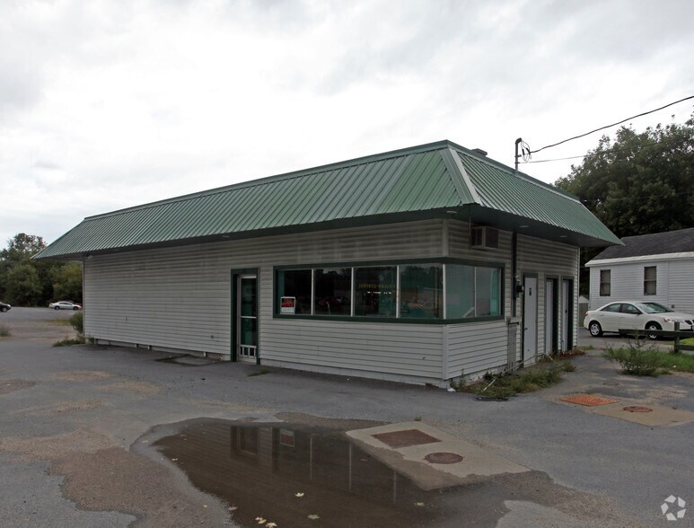 137 W Main St, Gouverneur, NY à vendre - Photo principale – Image 1 sur 3