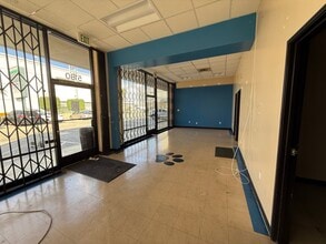 5162-5180 Wilshire Blvd, Los Angeles, CA à louer Photo intérieure– Image 1 sur 3