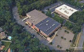40 Christopher Way, Eatontown, NJ - Vue aérienne  vue de carte - Image1
