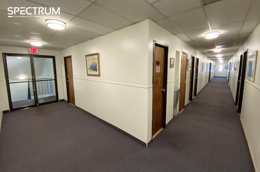 20951-20963 Devonshire St, Chatsworth, CA à louer - Photo de l’immeuble – Image 3 sur 7
