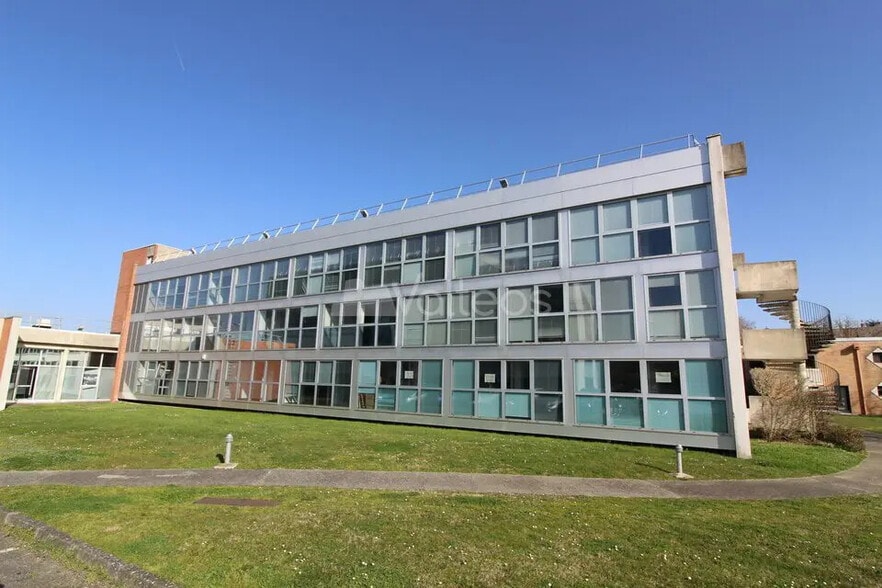 8 Avenue Yves Brunaud, Colomiers à vendre - Photo de l’immeuble – Image 1 sur 14