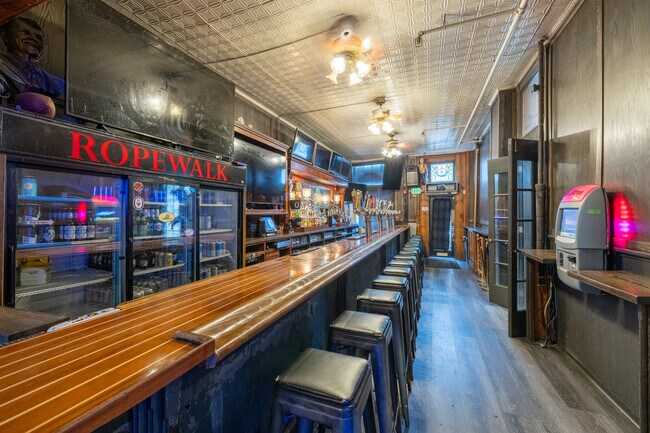 Plus de détails pour 1209 S Charles St, Baltimore, MD - Local commercial à vendre