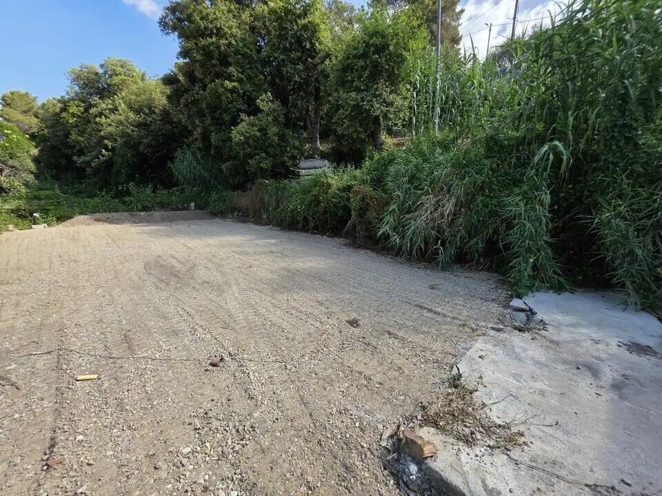 Terrain dans Castagniers à louer Plan de site– Image 1 sur 5